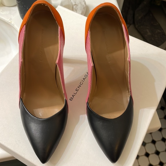 Balenciaga Geometric Colorblock Heels - Picture 2 of 7